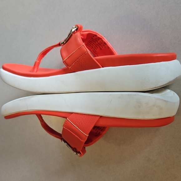 Kenneth cole reactions Tina toe post sandals - Picture 5 of 15